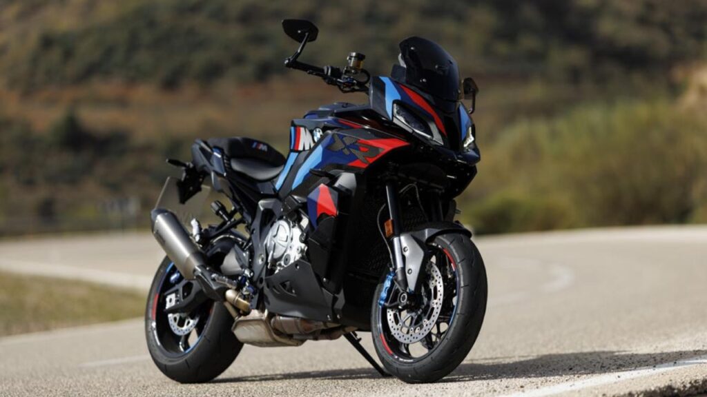 BMW M 1000 XR